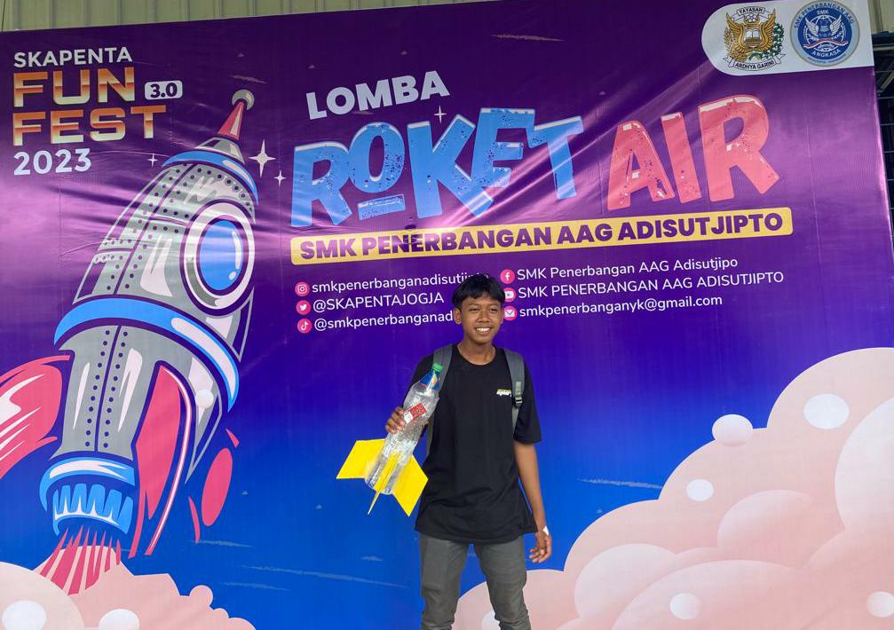 Matsada Botol Muluk MTsN 2 Gunungkidul Berjaya di Lomba Roket Air SMK Penerbangan AAG Adisutjipto 2023