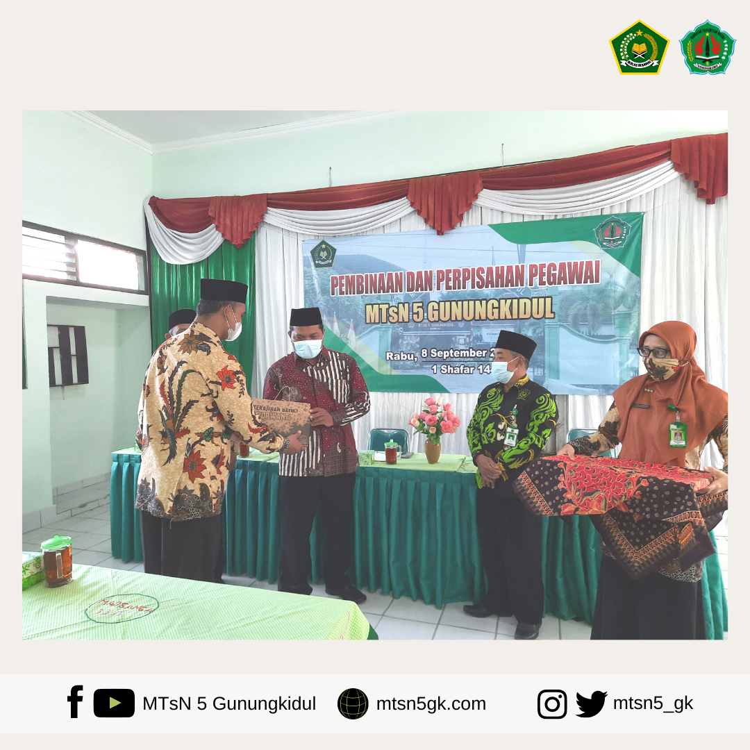 Suasana Haru Selimuti Perpisahan Pegawai MTsN 5 Gunungkidul