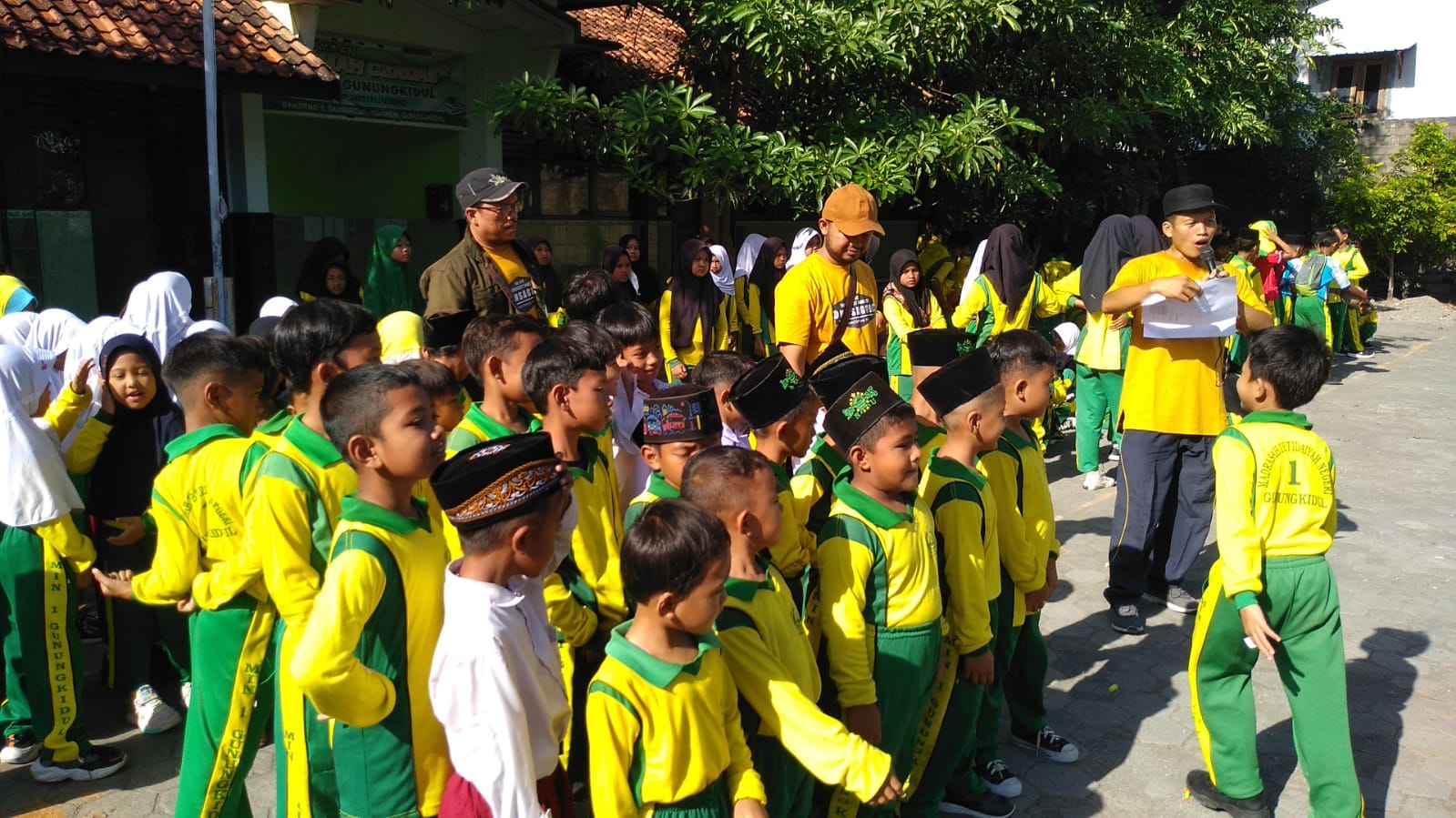 Variatif Lomba Cabang Olahraga, Warnai Kemeriahan Class Meeting MIN 1 Gunungkidul