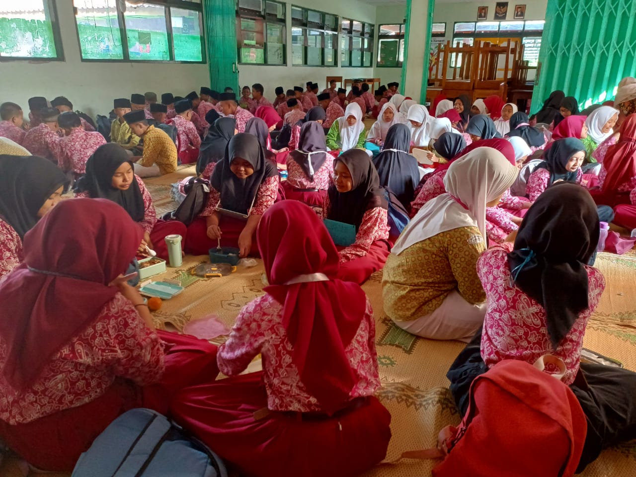 Sarapan Bersama Warnai MATSAMA MTsN 2 Gunungkidul