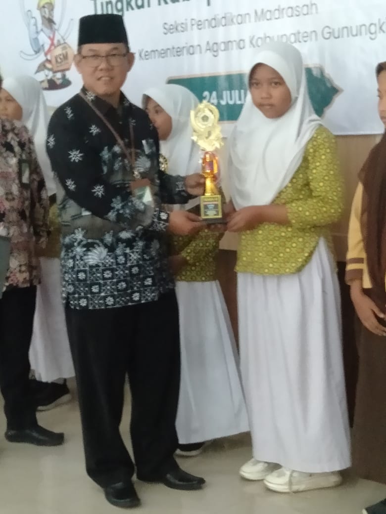 Siswa MIN 10 Gunungkidul Juara 2 KSM  dalam Sains