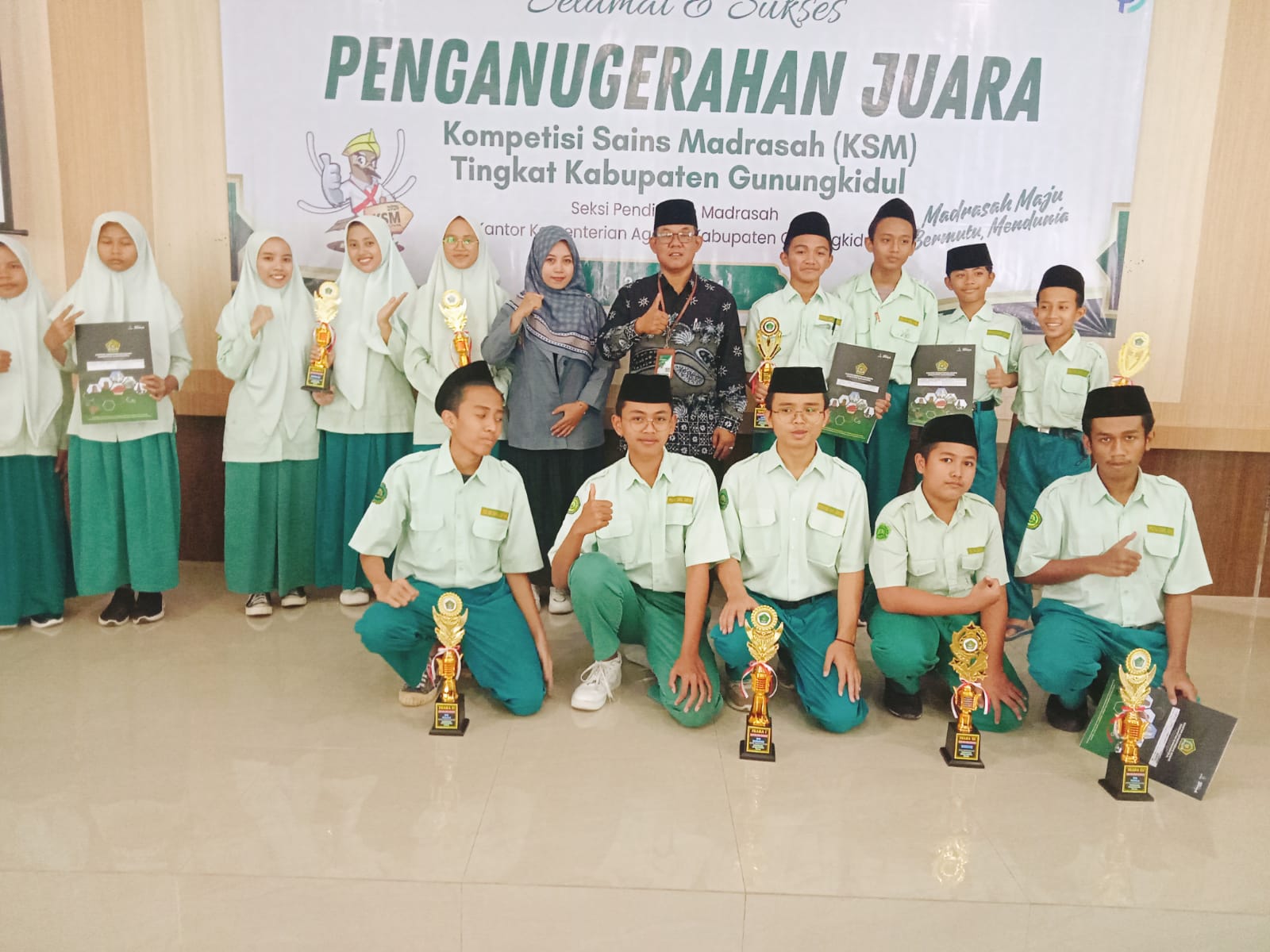 Empat Belas Santri Darul Quran Raih Juara KSM 2024