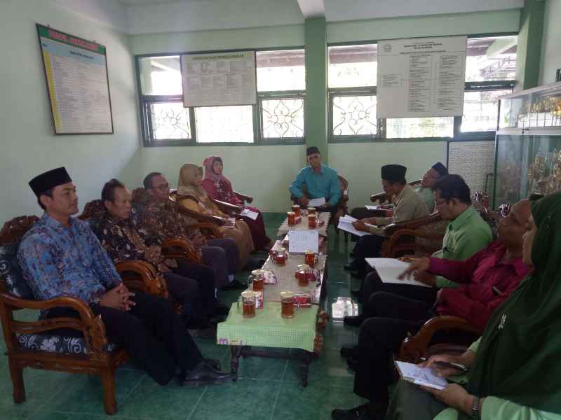 Sukseskan Program Madrasah, MTsN 5 Gunungkidul Gelar Rapat Komite