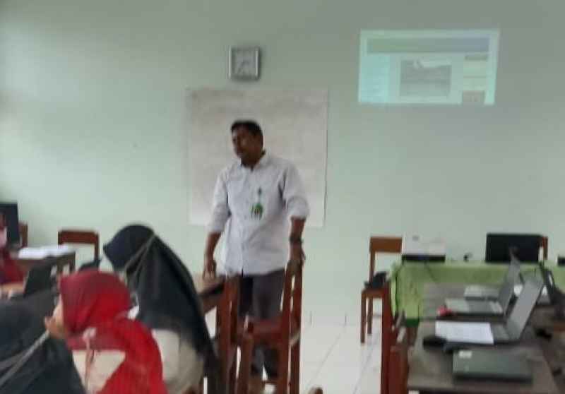 Siasati BDR, MTsN 5 Gunungkidul Optimalkan E-Learning Madrasah