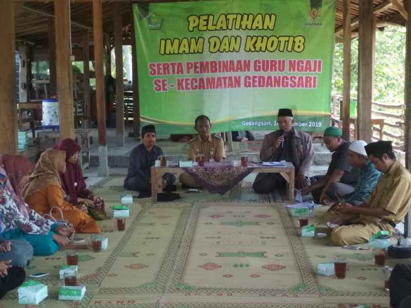 Pelatihan Imam Khotib dan Pembinaan Guru Ngaji se-Kecamatan Gedangsari