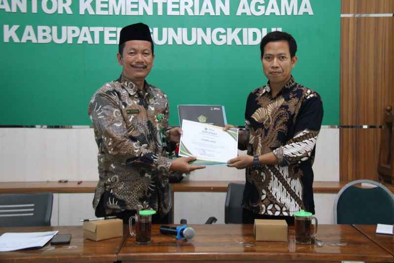 Kepala Kankemenag Gunungkidul Lepas Mahasiswa PLP UIN Sunan Kalijaga