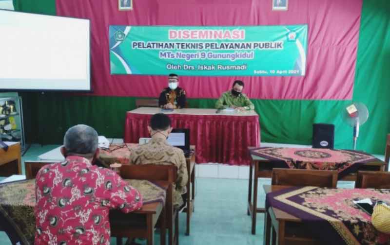 MTsN 9 Gunungkidul Laksanakan Diseminasi Pelatihan Teknis Pelayanan Publik