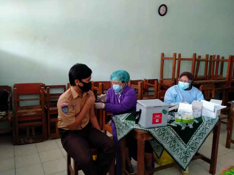 Dukung Percepatan Vaksinasi Covid-19, MTsN 1 Gunungkidul Gelar Vaksinasi Masal