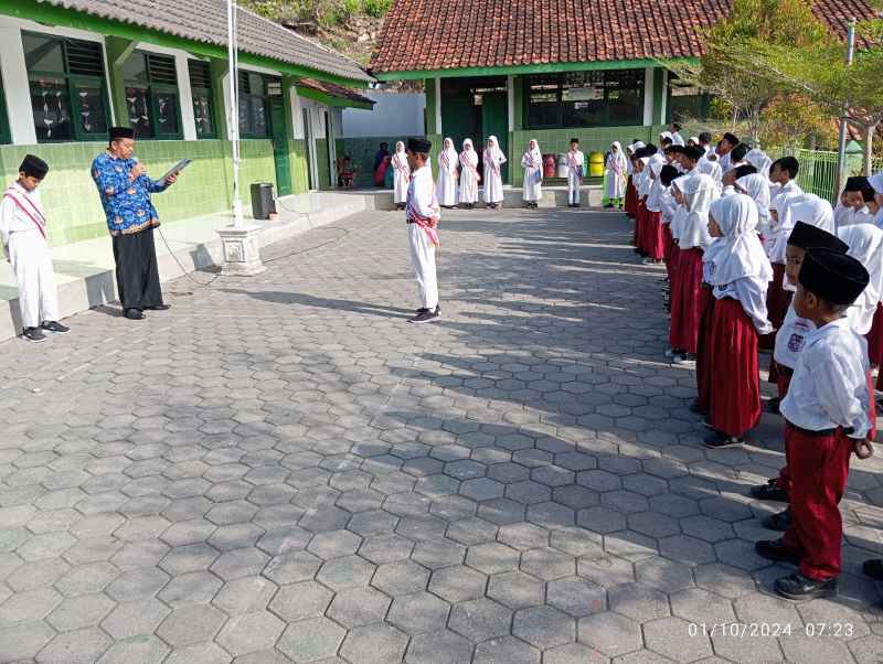 MIN 12 Gunungkidul Gelar Upacara Bendera Peringatan Hari Kesaktian Pancasila Tahun 2024