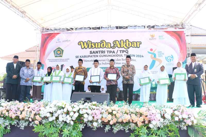 Sebanyak 5.211 Santri Ikuti Wisuda Akbar Santri TPA/ TPQ